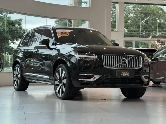Volvo XC-90 XC 90 T-8 Híbrido Momentum 2.0 5P 2025