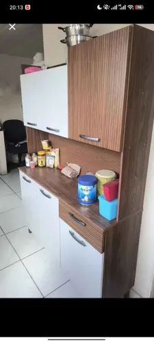 Armário de cozinha, semi-novo, estou vendendo pq comprei outro.
