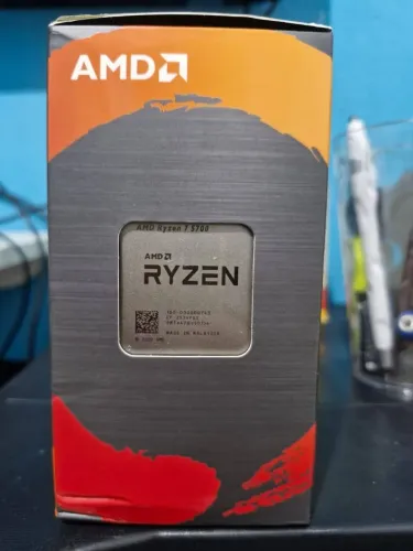 AMD Ryzen 7 5700