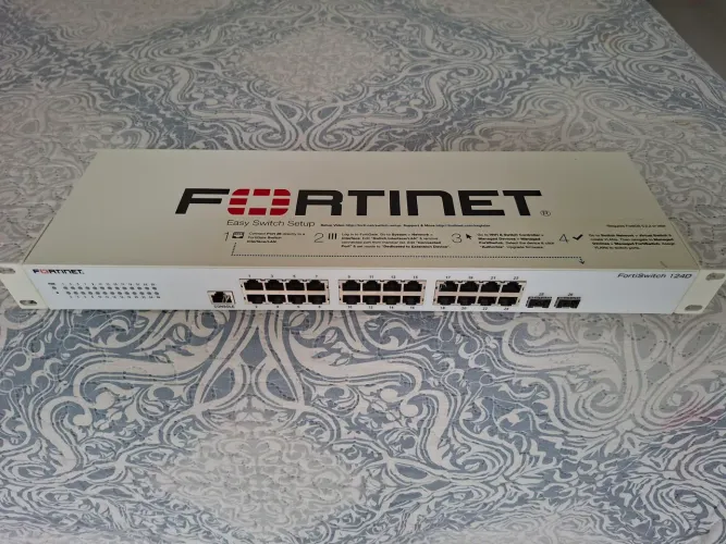 Switch 24 Portas Gigabit gerenciável