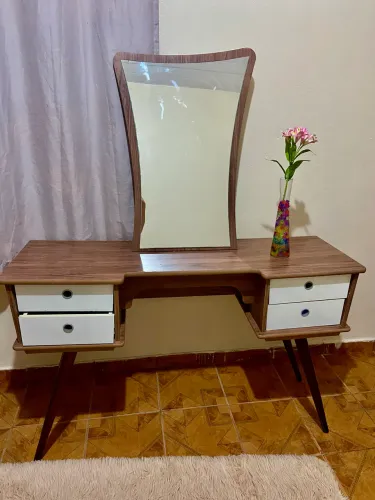 Vendo penteadeira usada 