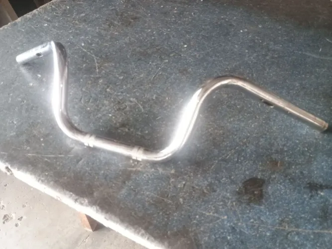 Guidão de moto