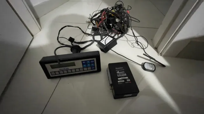 Terminal de comunicação e controle rastreador GPS da OmniLink R$ 620,00 