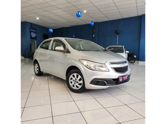 Chevrolet Onix Hatch LTZ 1.4 8V Flex Power Mec. 4P 2013