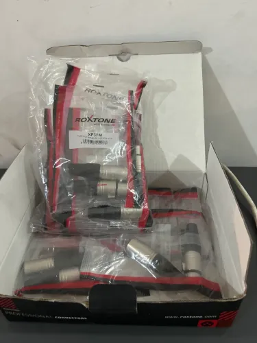 Conector XLR 3P (macho) + 3XLR (fêmea) - Modelo XP3FM - Novo