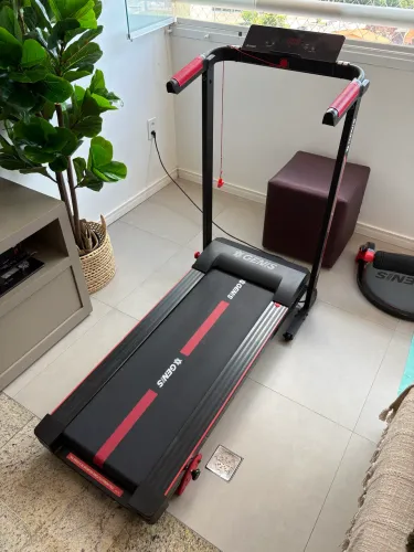 Esteira Ergométrica Dobrável GT 500 e Plataforma Abdominal Ab Max Genis