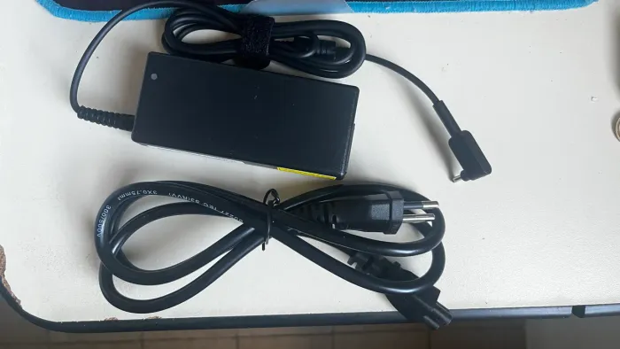 Carregador Fonte Notebook ACER, pino fino
