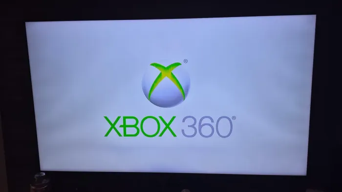 Xbox 360 + Kinect + HD 250GB + Jogos - Completo e Top!
