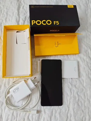 Vendo Poco F5 256 gb 12 ram excelente estado, com todos os acessorios 