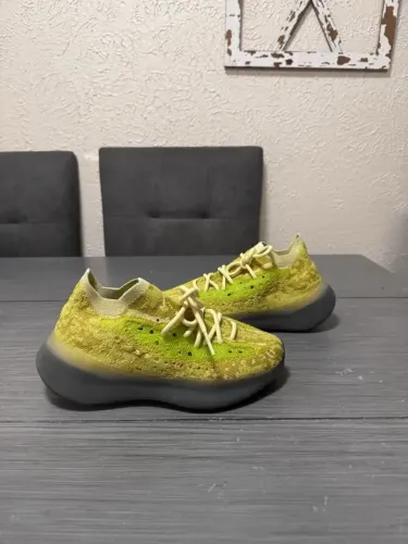 YEEZY BOOST 380 HYLTE