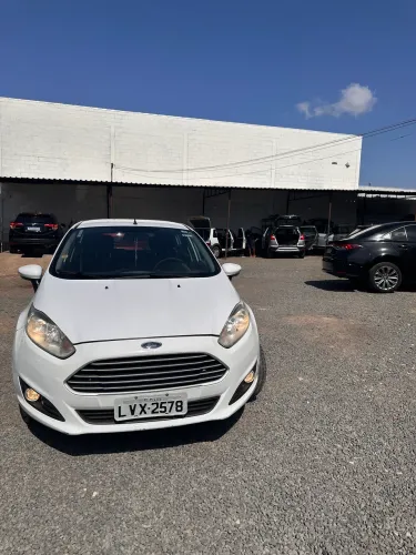Ford Fiesta 1.6 16V Flex Mec. 5P 2014