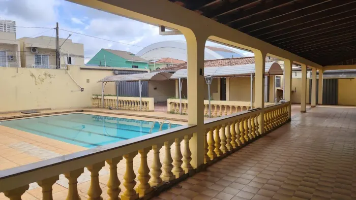 Casa com 713,94M² de Alto Padrão à Venda próxima à Arena Pantanal Região Valorizada e de F