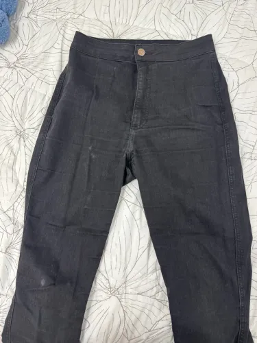 Calça jeans preta 