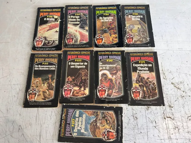 coleção de livros de ficção científica da série Perry Rhodan /"Futurâmica Espacial" 9 UNID