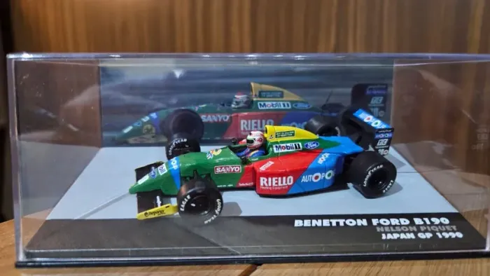 Miniatura Formula 1 - Benetton 1990 Nelson Piquet - Coleção Lendas Brasileiras