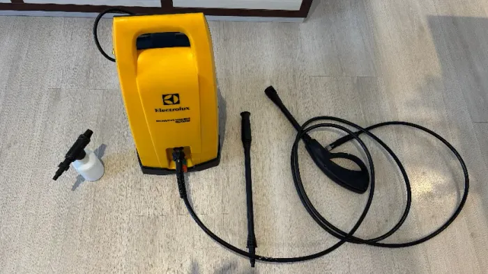 Lavadora de Alta Pressão Electrolux PowerWash