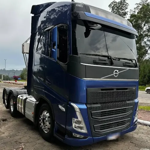 VOLVO FH460 6X2 ANO 2023 EURO 6 - Repasse!