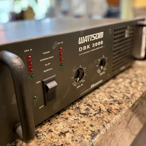 amplificador DBK3000 WATTSOM