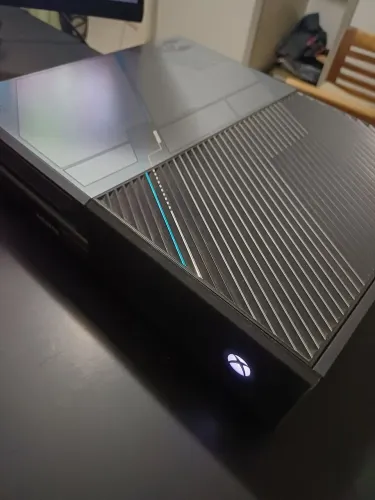 Xbox one de luxe edition helo