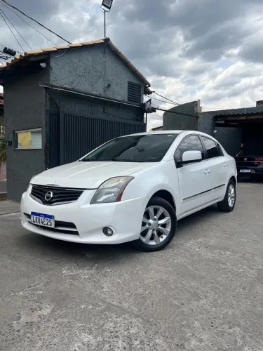 Nissan Sentra S 2.0/ 2.0 Flex Fuel 16V Aut. 2013