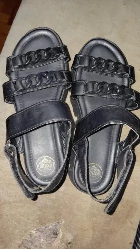 Papete Feminina Plataforma Tratorada Birken Corrente preta sem uso