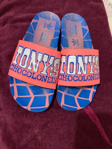 Sandália Adidas Tony?s Chocolonely tamanho 40