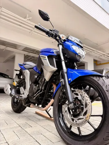 YAMAHA FAZER FZ25 FLEX IMPECÁVEL