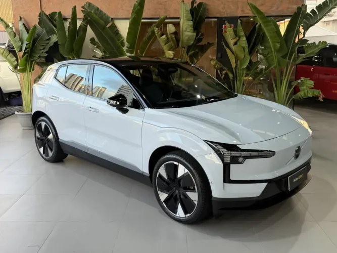 Volvo EX30 E60 Ultra (elétrico) 2024