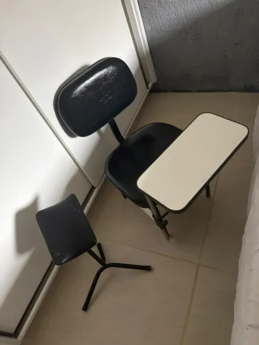 Mesa Cirandinha Manicure / Apoio de Pé