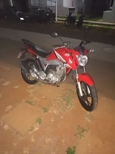 Vendo Titan 160 2016