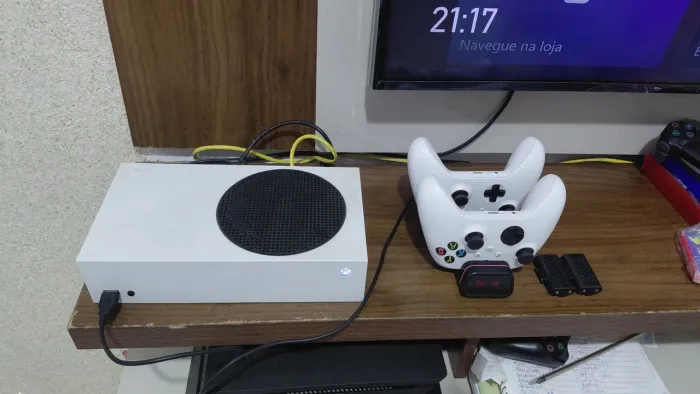 XBOX SERIES S 18X C/J 2 CONTROLES E BASE
