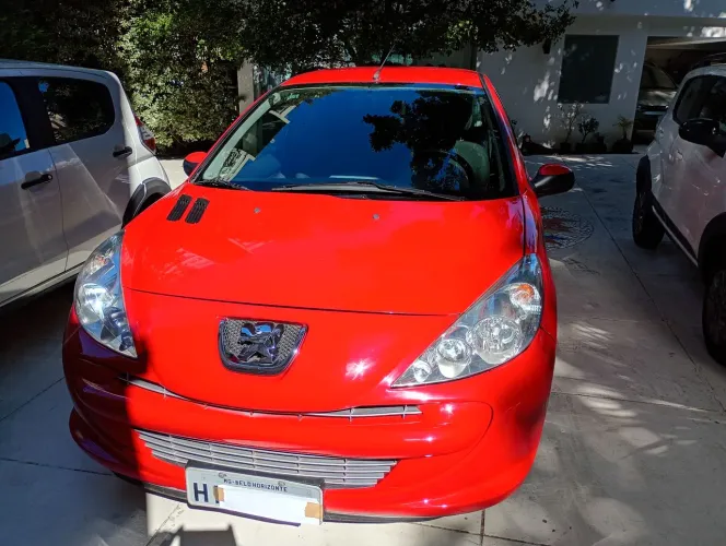 Peugeot 207 XR 1.4 Flex 8V 3P 2012