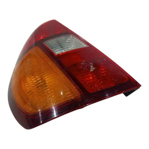 Lanterna Esquerda Renault Clio Sedan 2000 A 2010 Com Avaria Esquerdo/motorista