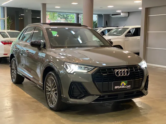 Audi Q3 Perf. Black 2.0 TFSI Tiptr. Quattro 2023