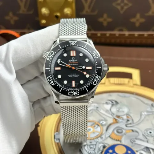 Relógio Omega Seamaster Diver 300M com mostrador preto e Laranja Tamanho 42 Milímetros