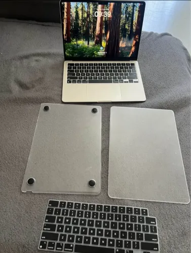 Macbook Air chip M2 , BIOMETRIA , LIQUID