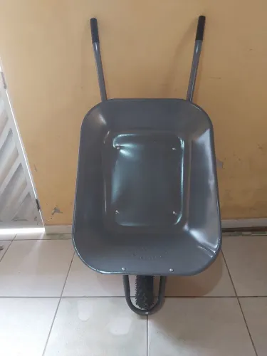 Carrinho de mão 