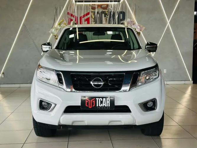 Nissan Frontier LE CD 4X4 2.3 Bi-TB Diesel Aut. 2022