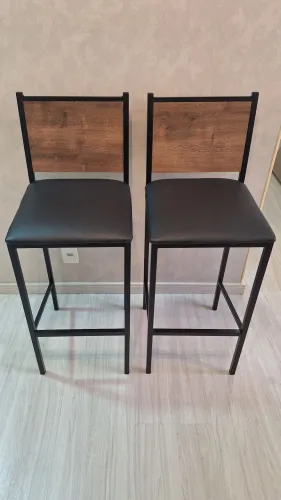 Duas Banquetas Altas para Cozinha Americana 