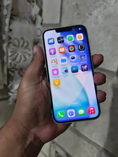 Vendo iPhone 16e 128 GB