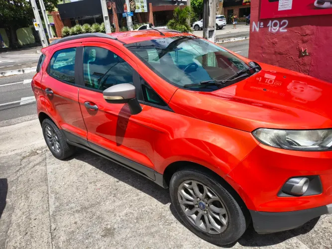 Ford Ecosport Freestyle 1.6 16V Flex 5P 2014