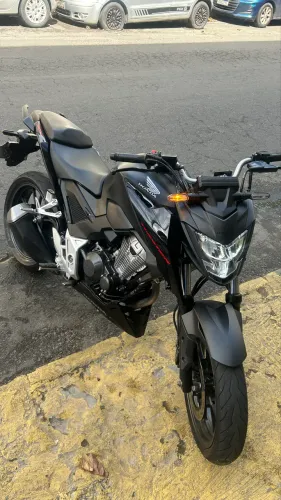 Cb twister 300f