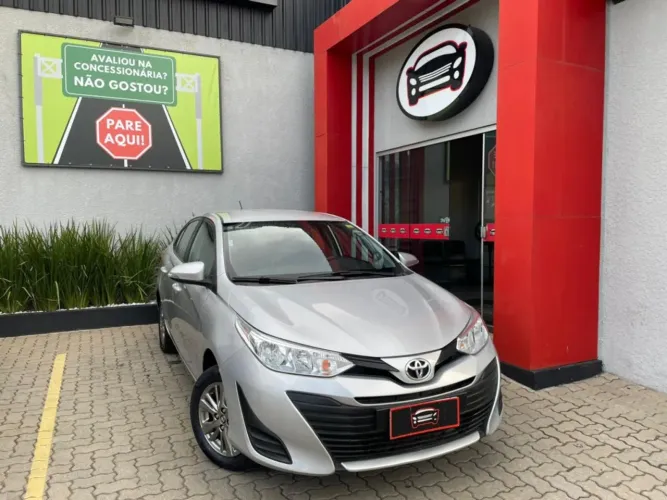 Toyota Yaris XL Sedan 1.5 Flex 16V 4P Aut. 2022