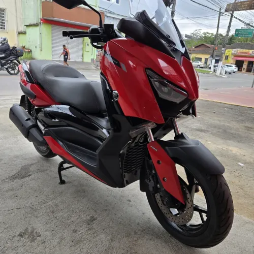 Xmax 250 2023