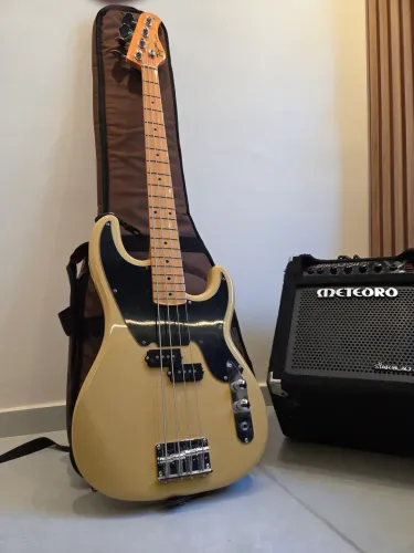 Baixo Tagima TW66 + Cubo Meteoro FWB-20