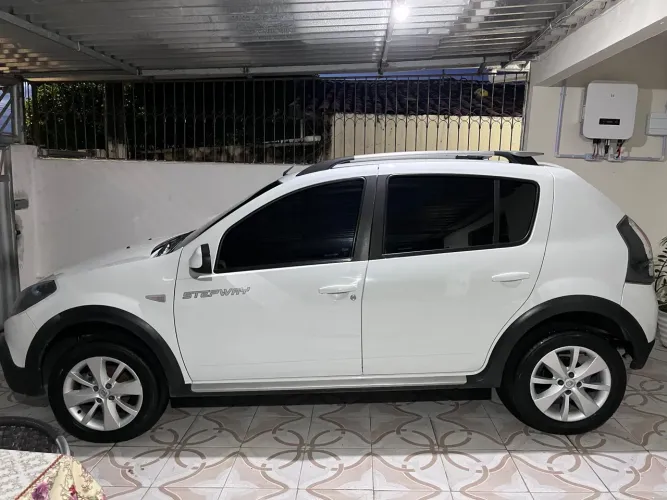 Renault Sandero Stepway Hi-power 1.6 8V 5P 2014