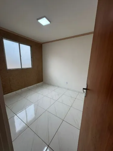 Alugo apartamento02 quartos no condomínio Begônia 