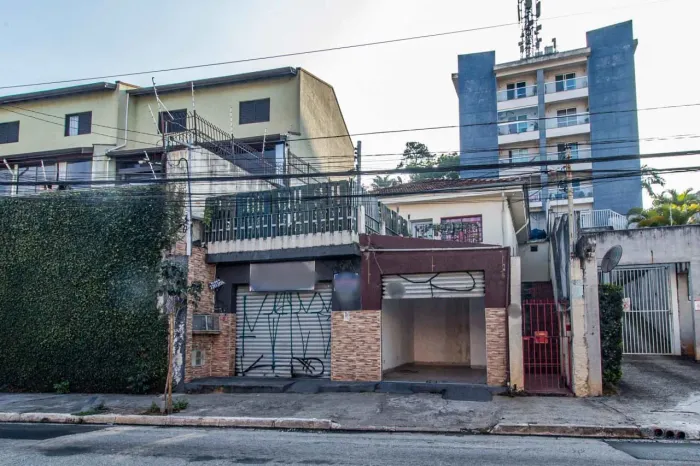 Loja na Avenida Senador José Ermírio de Moraes, 381 - Loja 1 e loja 2  25 m²