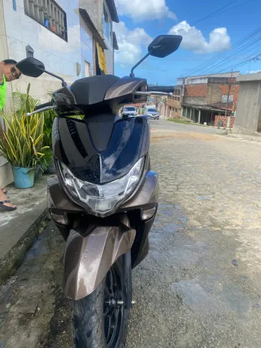 Yamaha fluo 125 2025