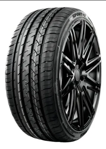 PAR DE PENEU 205/35 R 20 NOVO COMPROU A NUMERAÇÃO ERRADA 